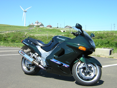 ひばり荘とZZR1100